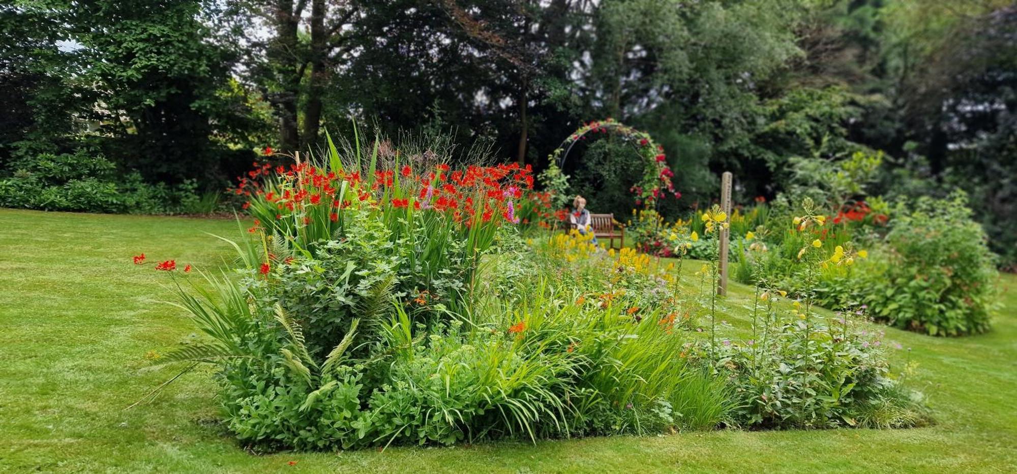 Claridge House Bed & Breakfast Lingfield Bagian luar foto